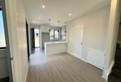 For rent, Brandnew 4 beds (2 ensuites) 3 baths townhouse with car park, available 11th August, 2/26A Eastridge Court, Somerville, Auckland