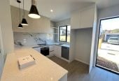 For rent, Brandnew 3 beds (1 ensuite) + study 2 baths townhouse with car park, available 11th August, 1/26A Eastridge Court, Somerville, Auckland