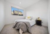 608m2 section, 4 beds 3.5 baths house with double garage, 15A Elliot street, Riverhead, Auckland