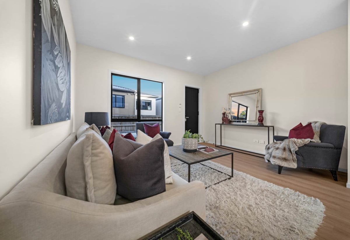 3 beds 2.5 baths home with garage, Minutes to the lush Auckland Botanic Gardens and Totara Park, Lot 3/167 Everglade Drive, Totara Heights, Auckland