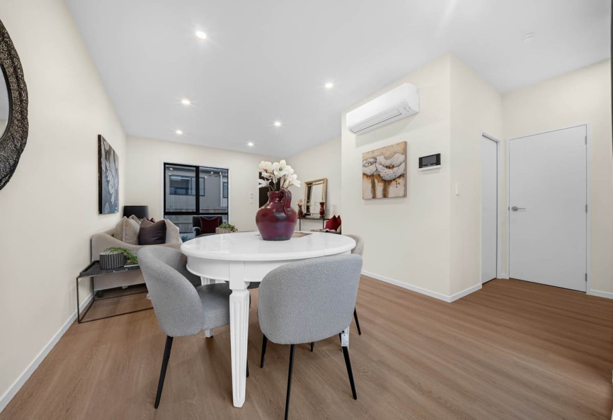 3 beds 2.5 baths home with garage, Minutes to the lush Auckland Botanic Gardens and Totara Park, Lot 3/167 Everglade Drive, Totara Heights, Auckland