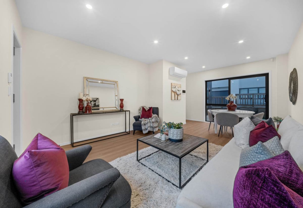 3 beds 2.5 baths home with garage, Minutes to the lush Auckland Botanic Gardens and Totara Park, Lot 3/167 Everglade Drive, Totara Heights, Auckland