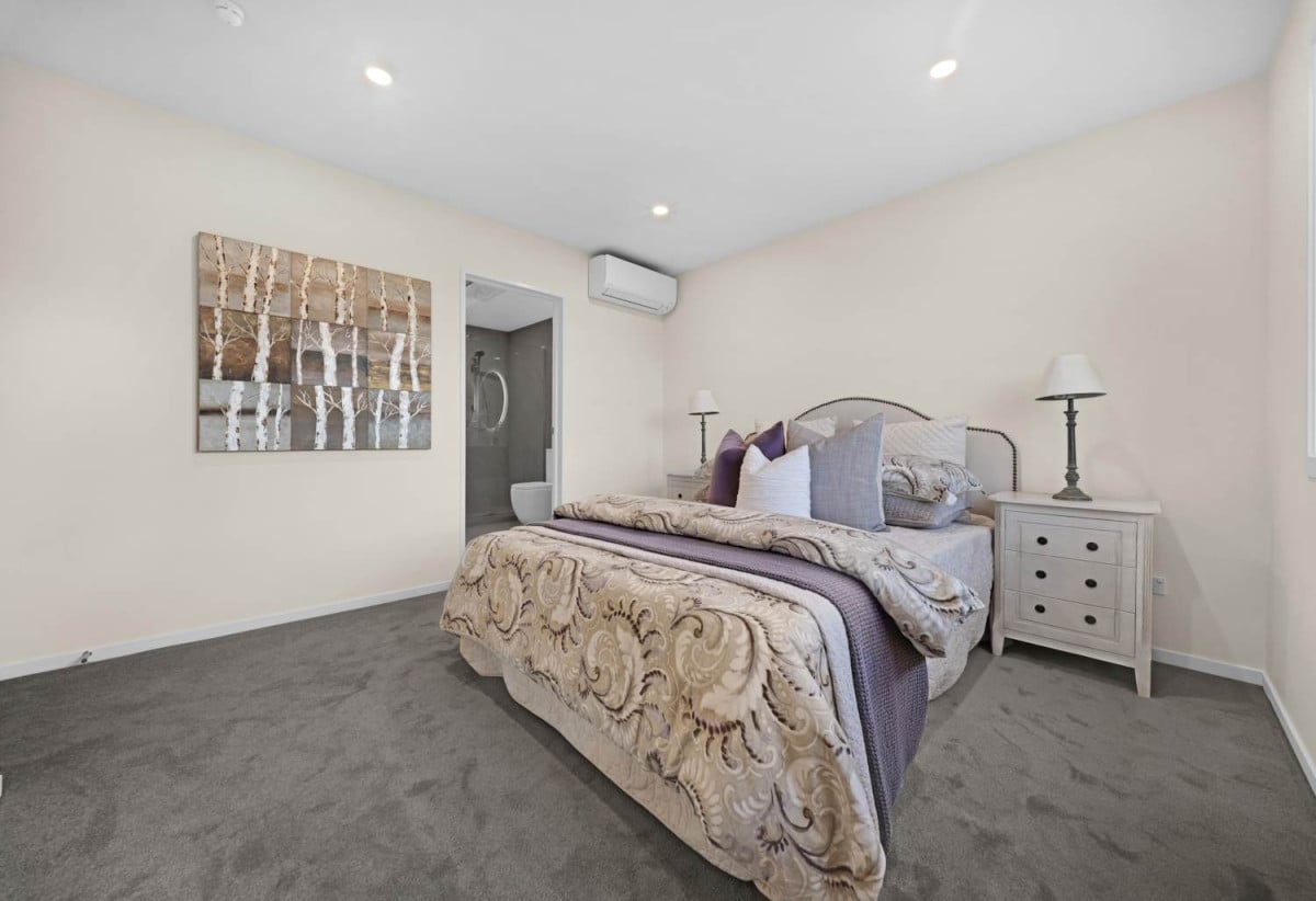 3 beds 2.5 baths home with garage, Minutes to the lush Auckland Botanic Gardens and Totara Park, Lot 3/167 Everglade Drive, Totara Heights, Auckland