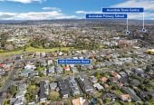 Standalone 4 beds (2 ensuites) 4 baths house with double garage, 32B Ennismore Road, Mt Albert, Auckland