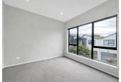 For rent, 3 beds 3 baths home with garage, available 17th August, 129C Barrack Road, Mt Wellington, Auckland