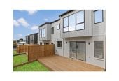 For rent, 3 beds 3 baths home with garage, available 17th August, 129C Barrack Road, Mt Wellington, Auckland