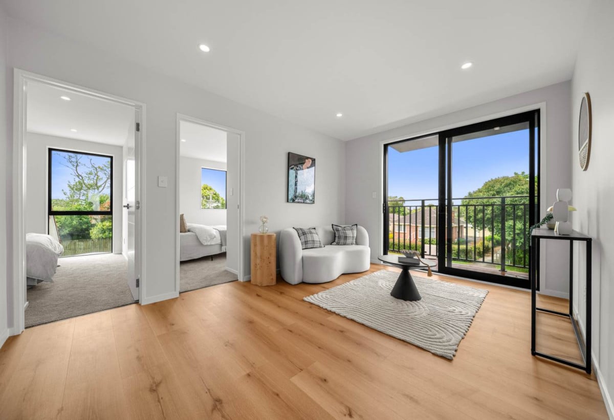 Brandnew standalone 3 beds 2.5 baths home with garage, 2/49 Neil Avenue, Te Atatu Peninsula, Auckland