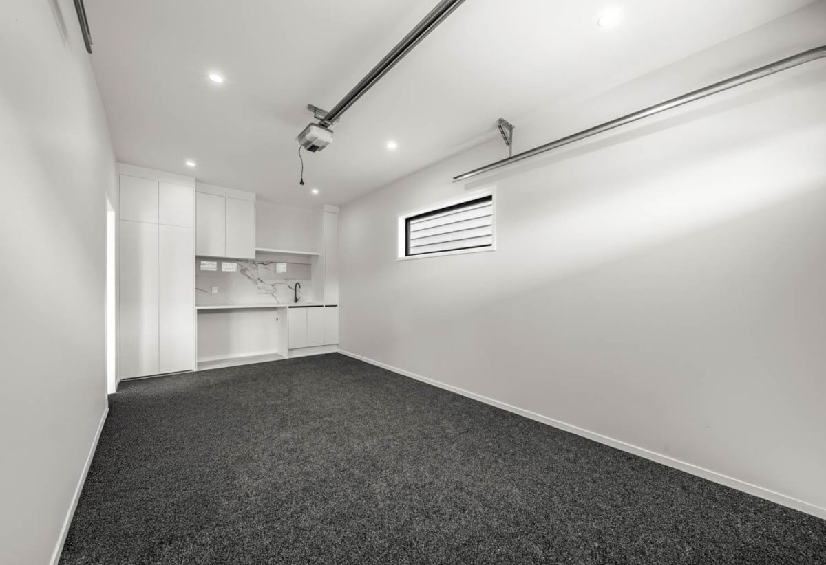 Brandnew standalone 3 beds 2.5 baths home with garage, 4/49 Neil Avenue, Te Atatu Peninsula, Auckland