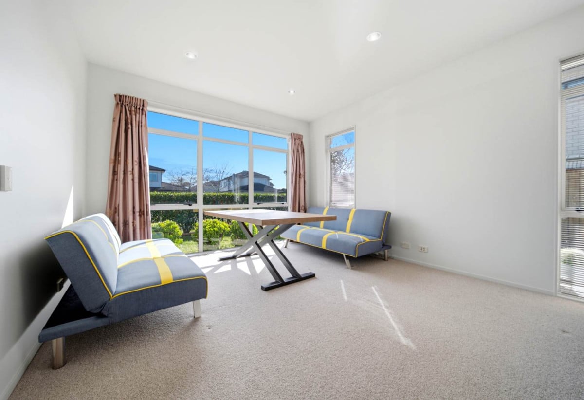 5 beds 3 baths house with double garage, 34 Wawatai Drive, Karaka, Auckland