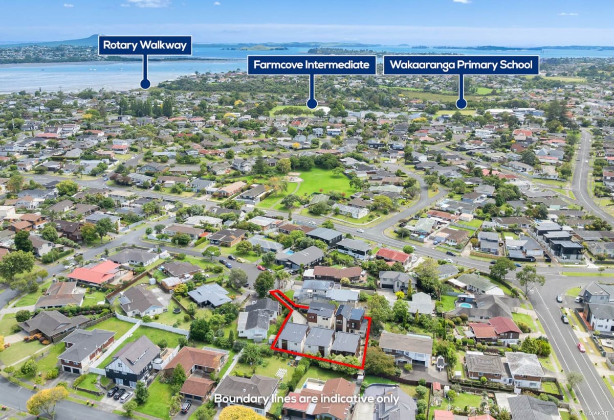 Urgent Sale – Developer Wants it go, Brandnew standalone 4 beds 2.5 baths home with garage, 11B Rene Place, Sunnyhills, Auckland