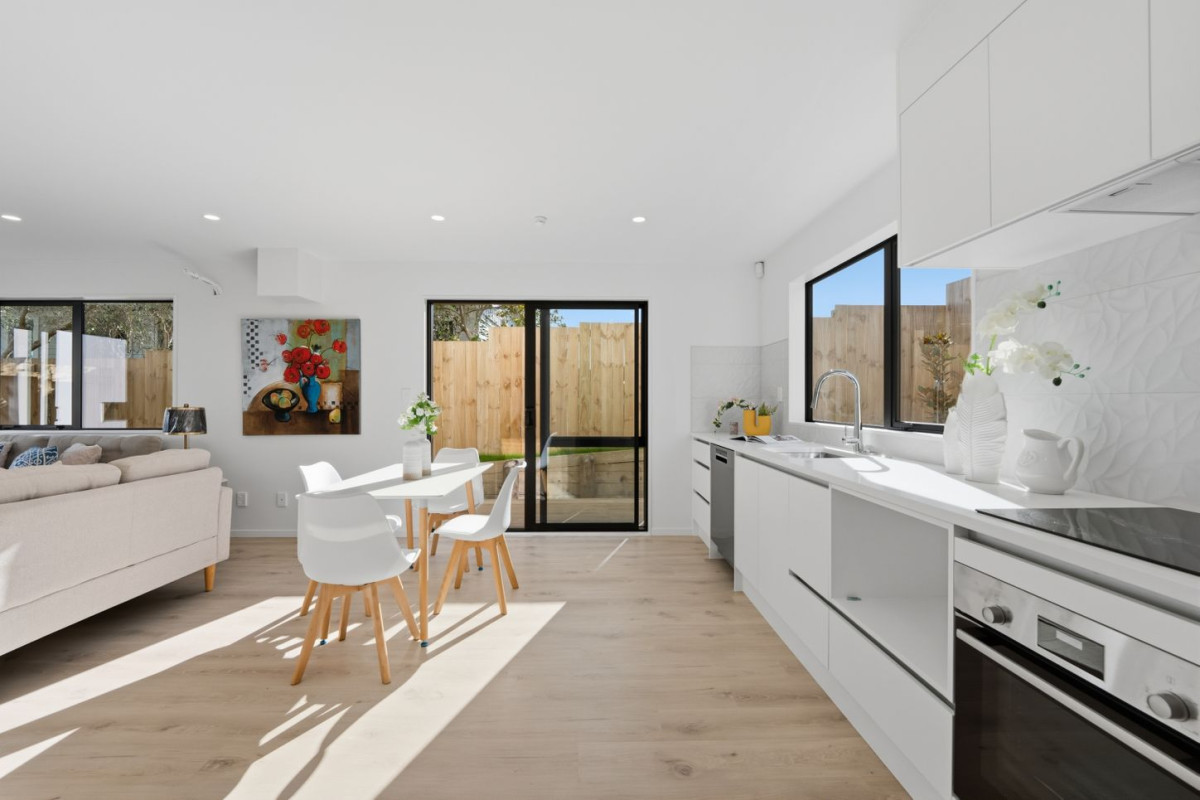 Brandnew 2 beds (2 ensuites) 2.5 baths home with car park, Lot 6/3 Gill Avenue, Te Atatu Peninsula, Auckland