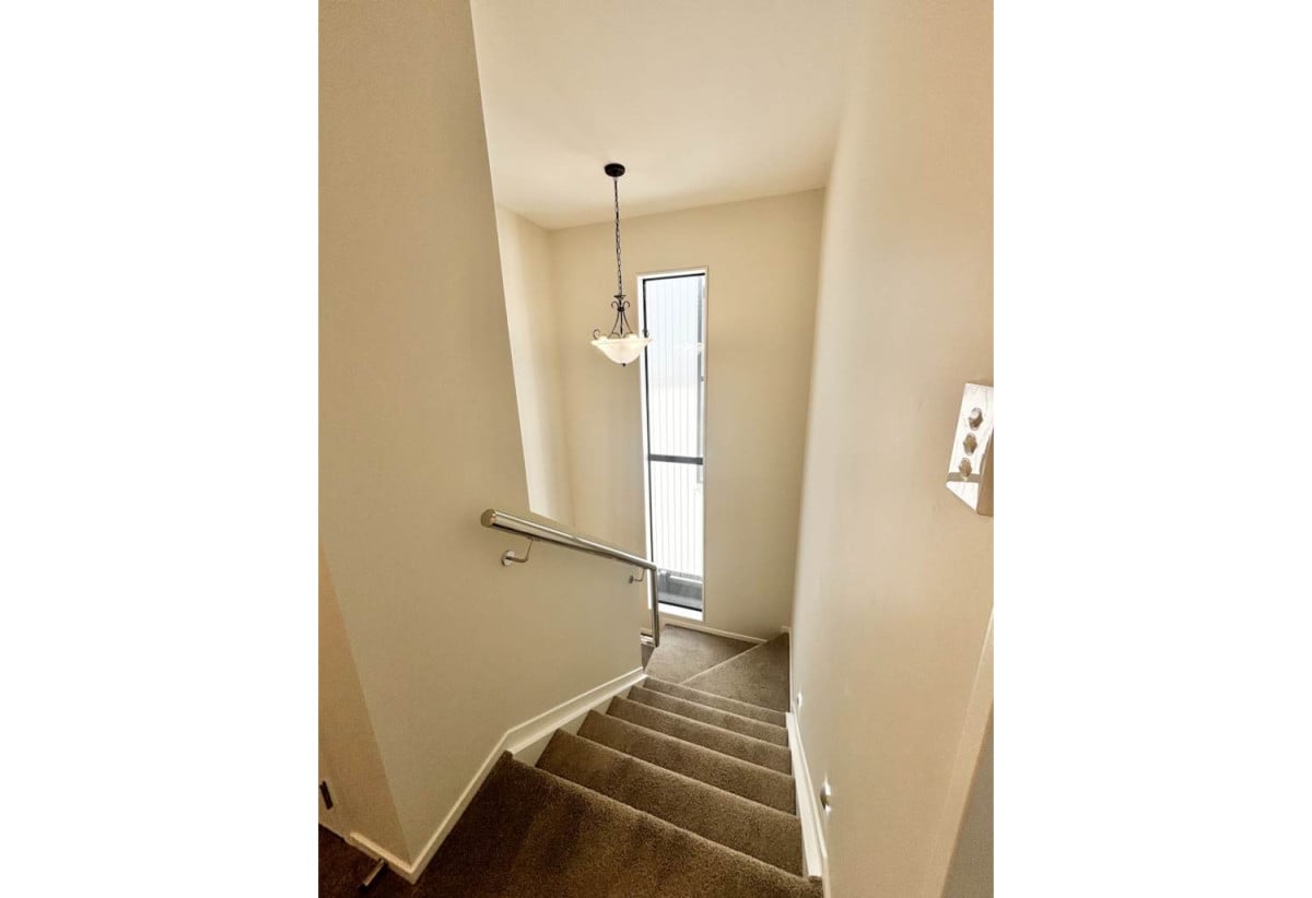 For rent, Brandnew 2 beds 1.5 baths townhouse with car park, available 4th September, 9/113 Moore Street, Howick, Auckland