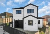 Brandnew standalone 4 beds 3 baths home with double garage, 95A Boundary Road, Blockhouse Bay, Auckland