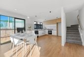 Brandnew standalone 4 beds 2.5 baths home with garage, 4/119 Weymouth Road, Manurewa, Auckland