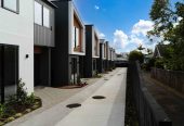 Must Sell, All Offers Considered, Double Westlake High School Zone, 174m2 4 beds + multi-purpose room 3 baths home with garage, 5/7 Alma Road, Milford, Auckland