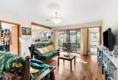 For rent, No pets, no smokers, 3 beds 2 baths house with double garage, available from 14th August, 16 Hayes Place, Half Moon Bay, Auckland