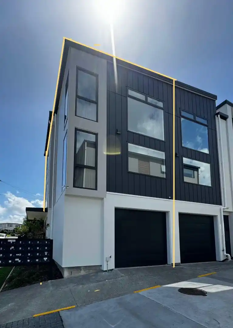 For rent, 3 beds 2 baths townhouse with garage, Available from 26th August, 1 Pukakaho Lane, Papatoetoe, Auckland
