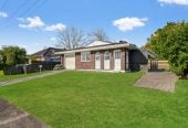 Half share of 804m² section, Renovated Brick and tile 3 beds 1 bath house with garage, 2/9 Wood Street, Papakura, Auckland