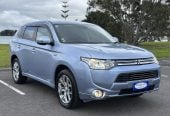 2013 Mitsubishi Outlander 2.0G 4WD PHEV, 5 Door, RV-SUV, 5 seats, Automatic, 2000cc, Plug-In Hybrid, 71,057km