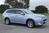 2013 Mitsubishi Outlander 2.0G 4WD PHEV, 5 Door, RV-SUV, 5 seats, Automatic, 2000cc, Plug-In Hybrid, 71,057km