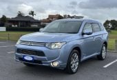2013 Mitsubishi Outlander 2.0G 4WD PHEV, 5 Door, RV-SUV, 5 seats, Automatic, 2000cc, Plug-In Hybrid, 71,057km