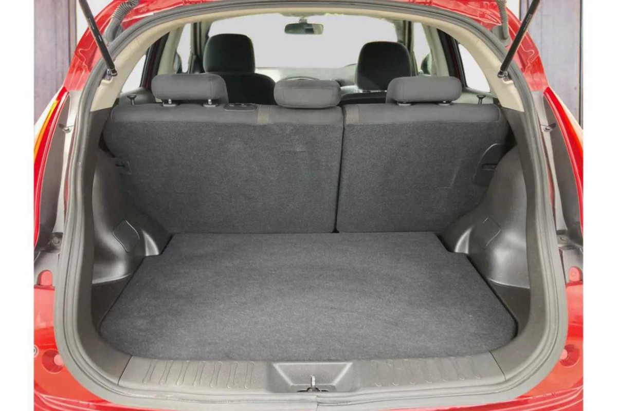 2011 Nissan Juke 16GT Type V, 5 Door, RV-SUV, Automatic, 1600cc, Petrol, 51,778km