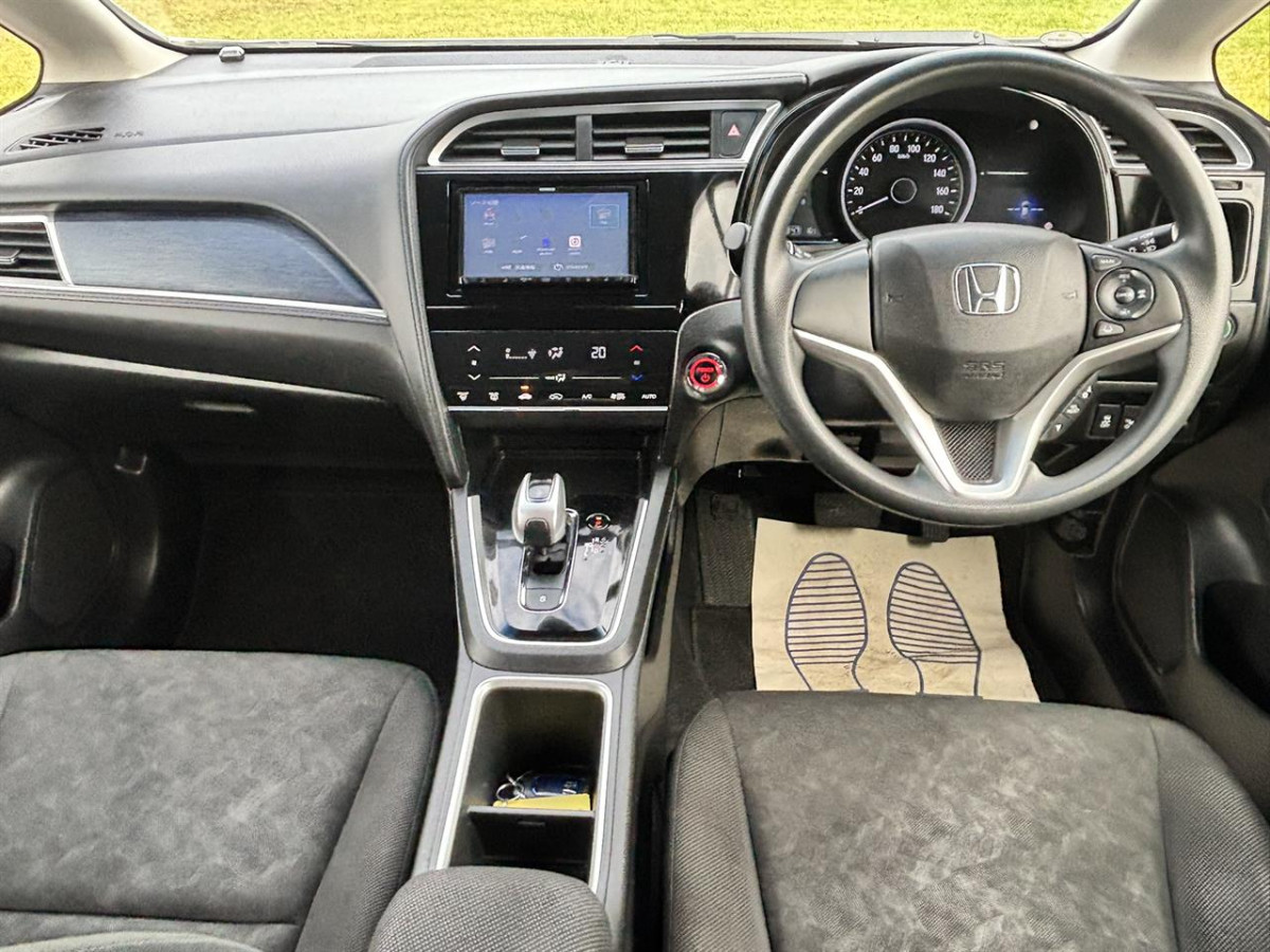 2018 Honda Fit Shuttle 1.5 Hybrid, 5 Door, Station Wagon, Automatic, 1500cc, 89,495km