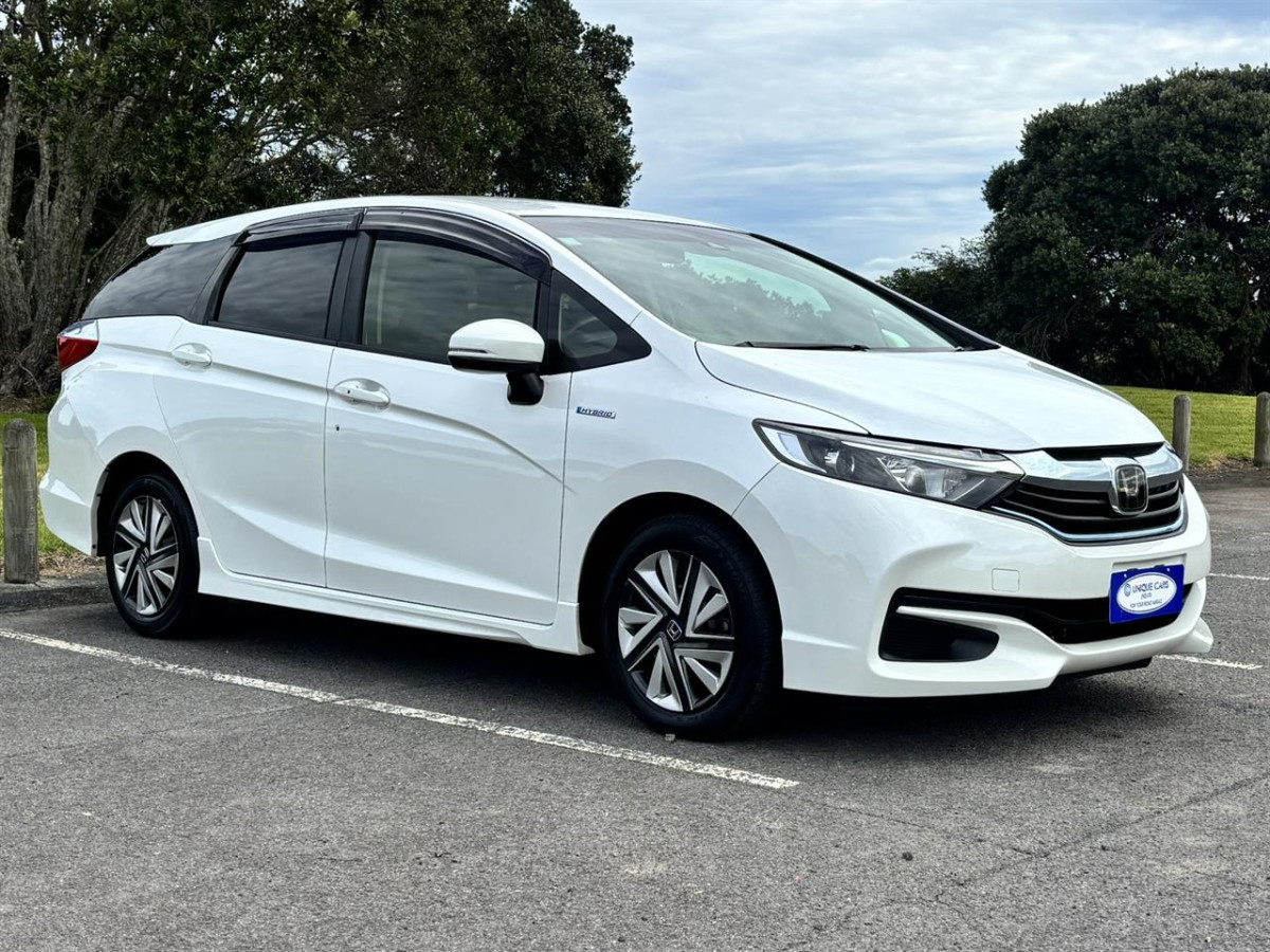 2018 Honda Fit Shuttle 1.5 Hybrid, 5 Door, Station Wagon, Automatic, 1500cc, 89,495km