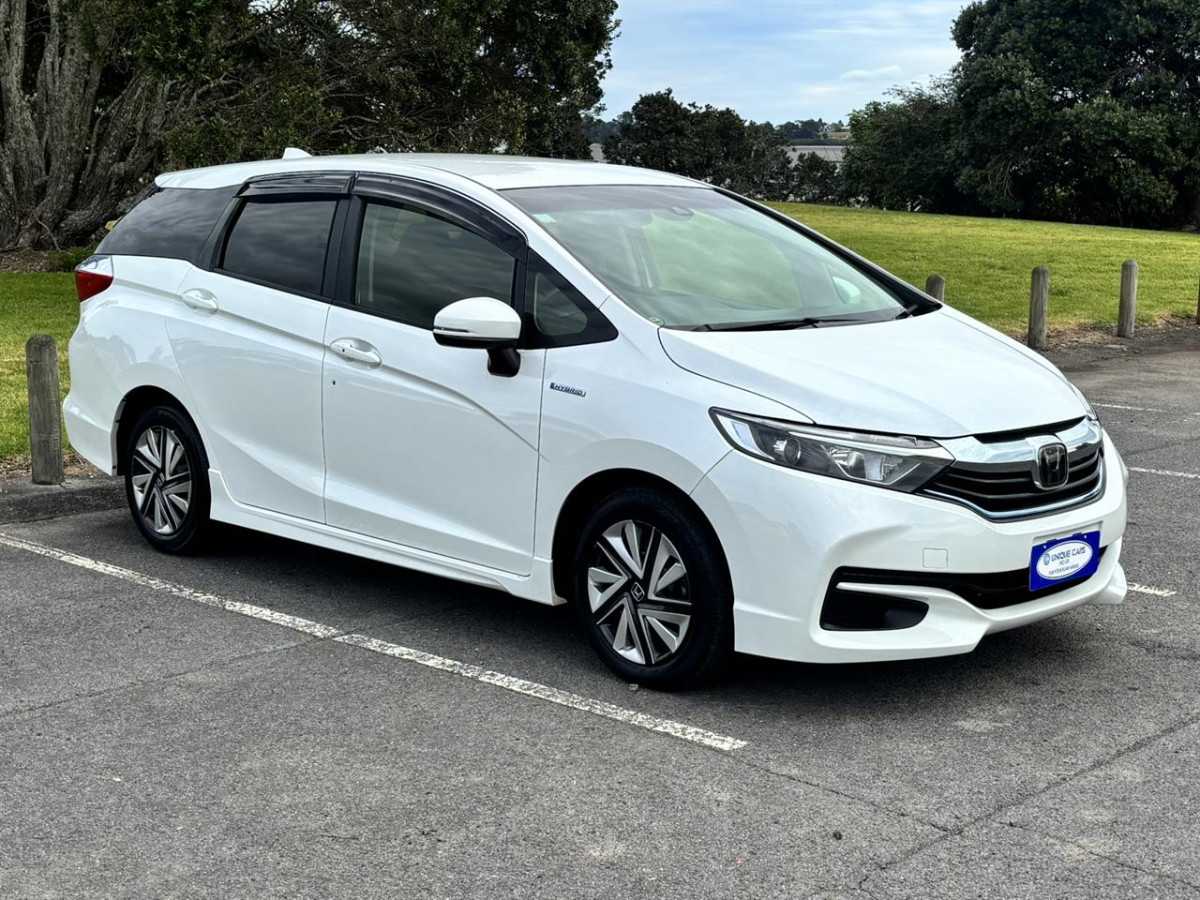 2018 Honda Fit Shuttle 1.5 Hybrid, 5 Door, Station Wagon, Automatic, 1500cc, 89,495km