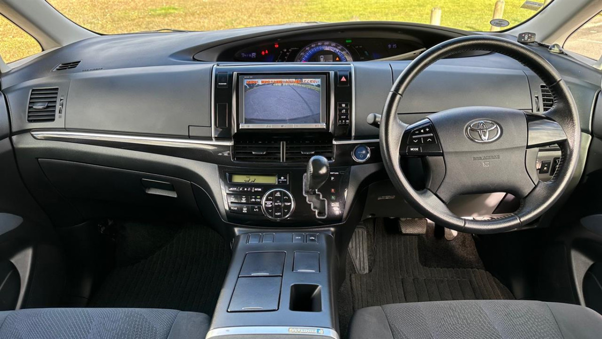 2013 Toyota Estima 2.4 Aeras Hybrid 7 Seater 4WD, Automatic, 5 Door, Station Wagon, 2400cc, 124,113km