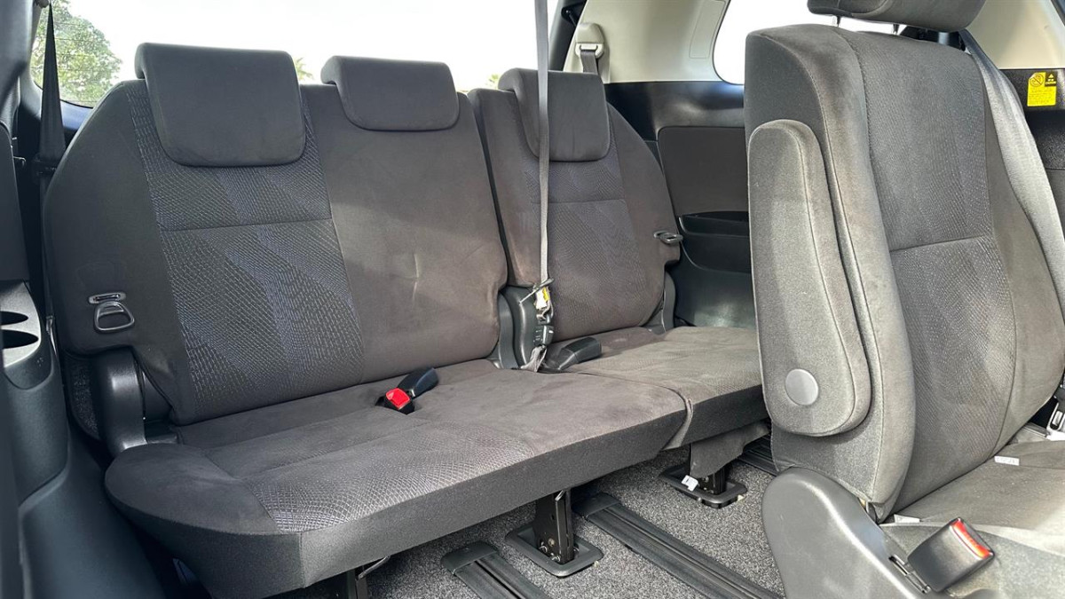 2013 Toyota Estima 2.4 Aeras Hybrid 7 Seater 4WD, Automatic, 5 Door, Station Wagon, 2400cc, 124,113km