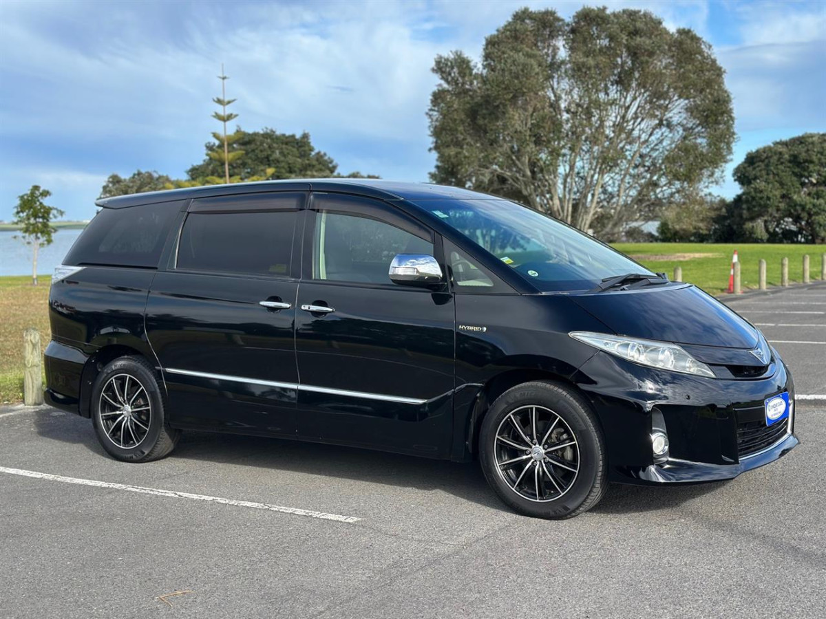 2013 Toyota Estima 2.4 Aeras Hybrid 7 Seater 4WD, Automatic, 5 Door, Station Wagon, 2400cc, 124,113km