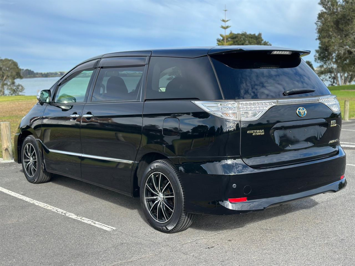 2013 Toyota Estima 2.4 Aeras Hybrid 7 Seater 4WD, Automatic, 5 Door, Station Wagon, 2400cc, 124,113km