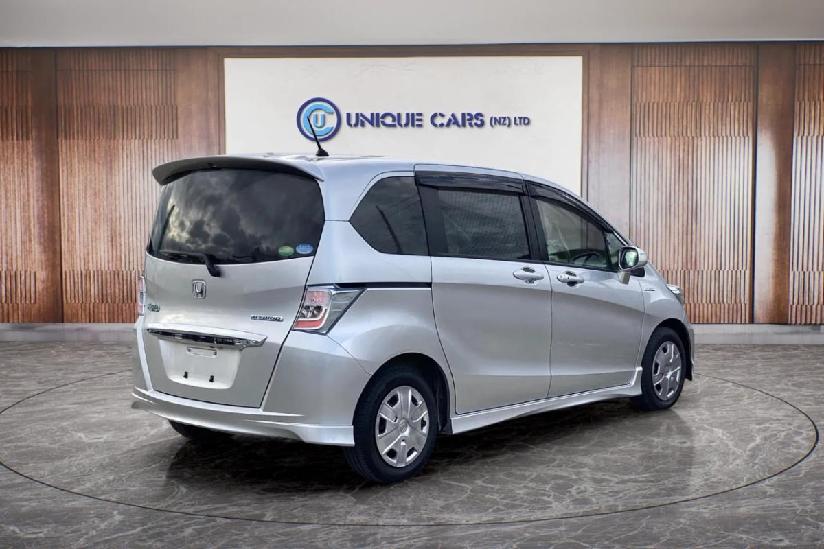 2012 Honda Freed 1.5 Hybrid 7 Seater, 5 Door, Hatchback, Automatic, 1500cc, 116,740km