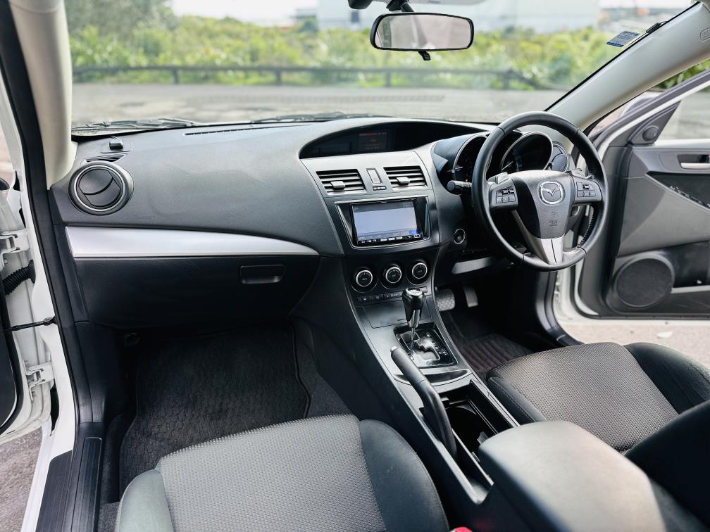2013 Mazda Axela 20S SPORTS !! HIGH SPEC !! Hatchback Tiptronic, New Import, 2,000 cc, 80,817 km