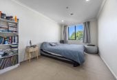 Triple Grammar school zone (AGS, AGGS, MAGS), 80m2 Freehold 2 beds 2 baths apartment with car park, 2M/160 Symonds Street, Grafton, Auckland