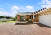 For rent, No pets, no smokers, 3 beds 2 baths house with double garage, available from 14th August, 16 Hayes Place, Half Moon Bay, Auckland