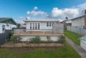 641m2 section, 3 beds 1 bath house with garage, 65 Rosamund Avenue, New Windsor, Auckland