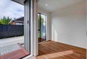 Must Sell, All Offers Considered, Double Westlake High School Zone, 174m2 4 beds + multi-purpose room 3 baths home with garage, 5/7 Alma Road, Milford, Auckland