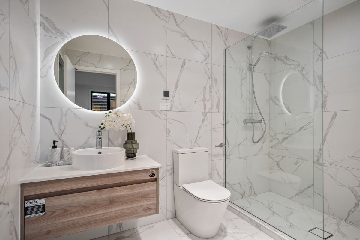 Enquiries Over $1,500,000, 3 beds 3.5 baths home with garage, Freehold title with no body corporate, CCC and titles issued, 12-month maintenance period from settlement, CV: $1,850,000, Individual or bulk purchase options available. 1B Colenso Place Mission Bay, Auckland
