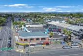 For rent, 2 beds 1 bath house with car parks, Available Now, 26 Atkinson Avenue, Otahuhu, Auckland