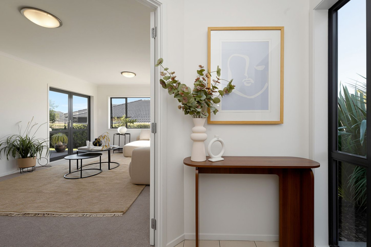 Deceased Estate For Sale After 21 Years, 580m2 section, Brick and tile 4 beds 2 baths house with double garage, 7 Fairford Avenue, Henderson, Auckland