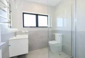 For rent, Brandnew 4 beds 3 baths duplex home with car parks, Available NOW, 4 Waimarie Drive, Karaka, Auckland