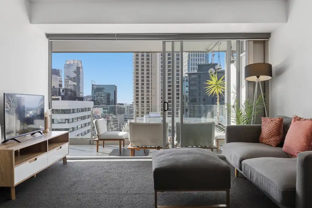 Double Grammar school zone (AGS & EGGS), PET FRIENDLY, Freehold 1 bed + study room apartment with car park, 1503/6 Lorne Street, City Centre, Auckland