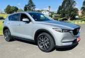 2017 Mazda CX-5 28000 KMS ONLY ADAPTIVE CRUISE CONTROL RV/SUV Automatic, 2,000 cc, 28,213 km