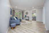 958m2 section, 4 beds + study 2 baths house with double garage, 37 Onedin Place, Titirangi, Auckland