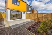 For rent, No Pet, No smoker, 2 beds 1.5 baths townhouse with car park, Available now, 18 Kaititiko Road, Karaka, Auckland
