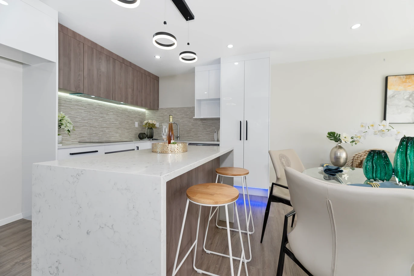 4 beds (3 ensuites) 4 baths home with garage, 1 ensuite ground floor, 1/18 Hutchinsons Road Bucklands Beach, Auckland