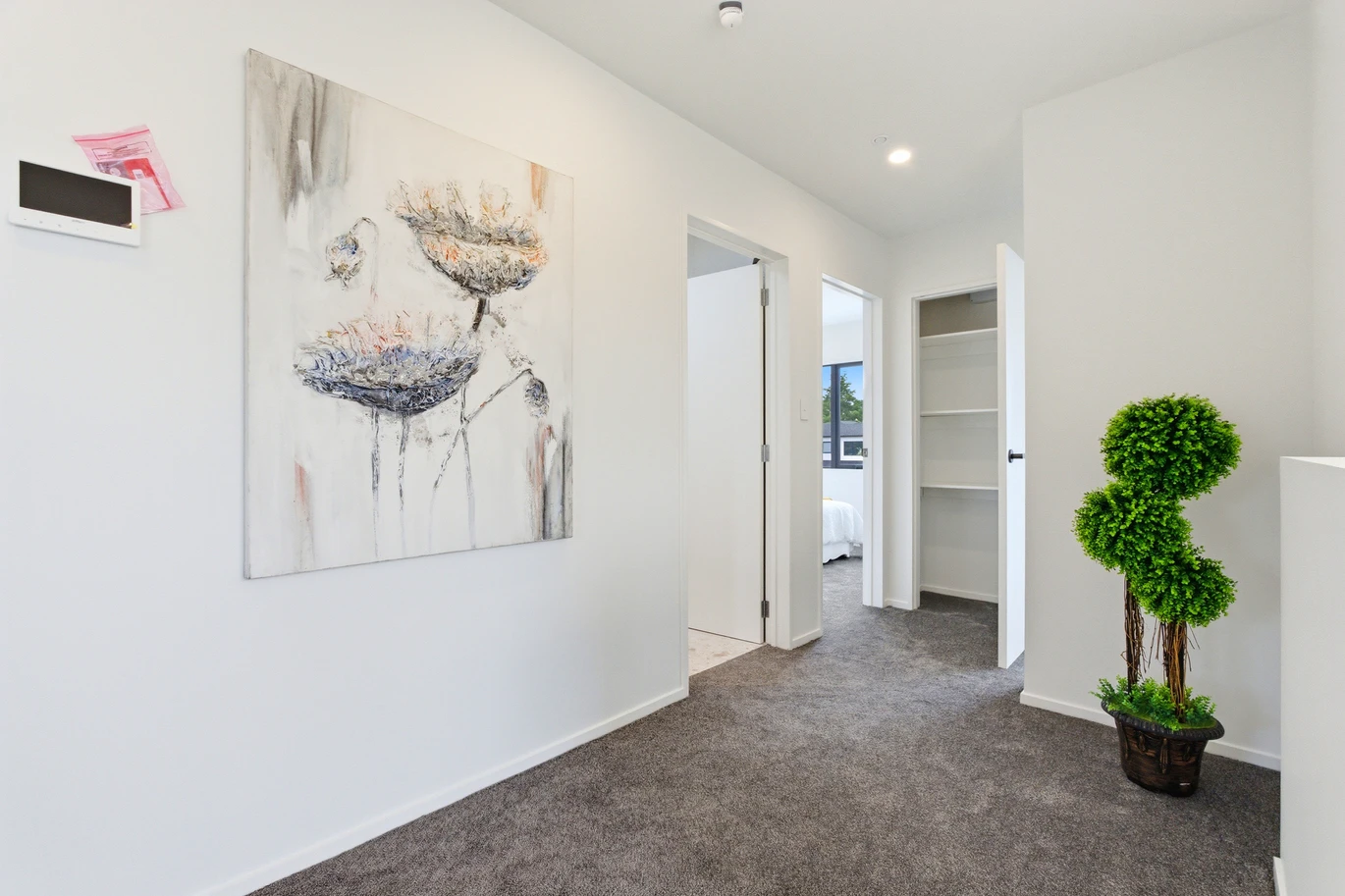 Brandnew standalone 4 beds 2.5 bath house with garage, 5 Airini Road Silverdale, Auckland