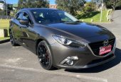 2014 Mazda Axela HIGH SPEC HUD LEATHER SEATS Sedan Automatic, Hybrid, 2,000 cc, 53,981 km